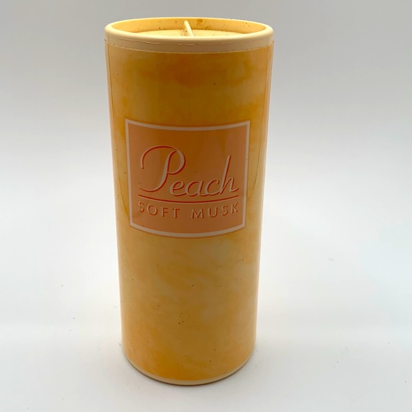 Vintage Avon Peach Soft Musk Perfumed Talc Body Powder - Picture 1 of 4